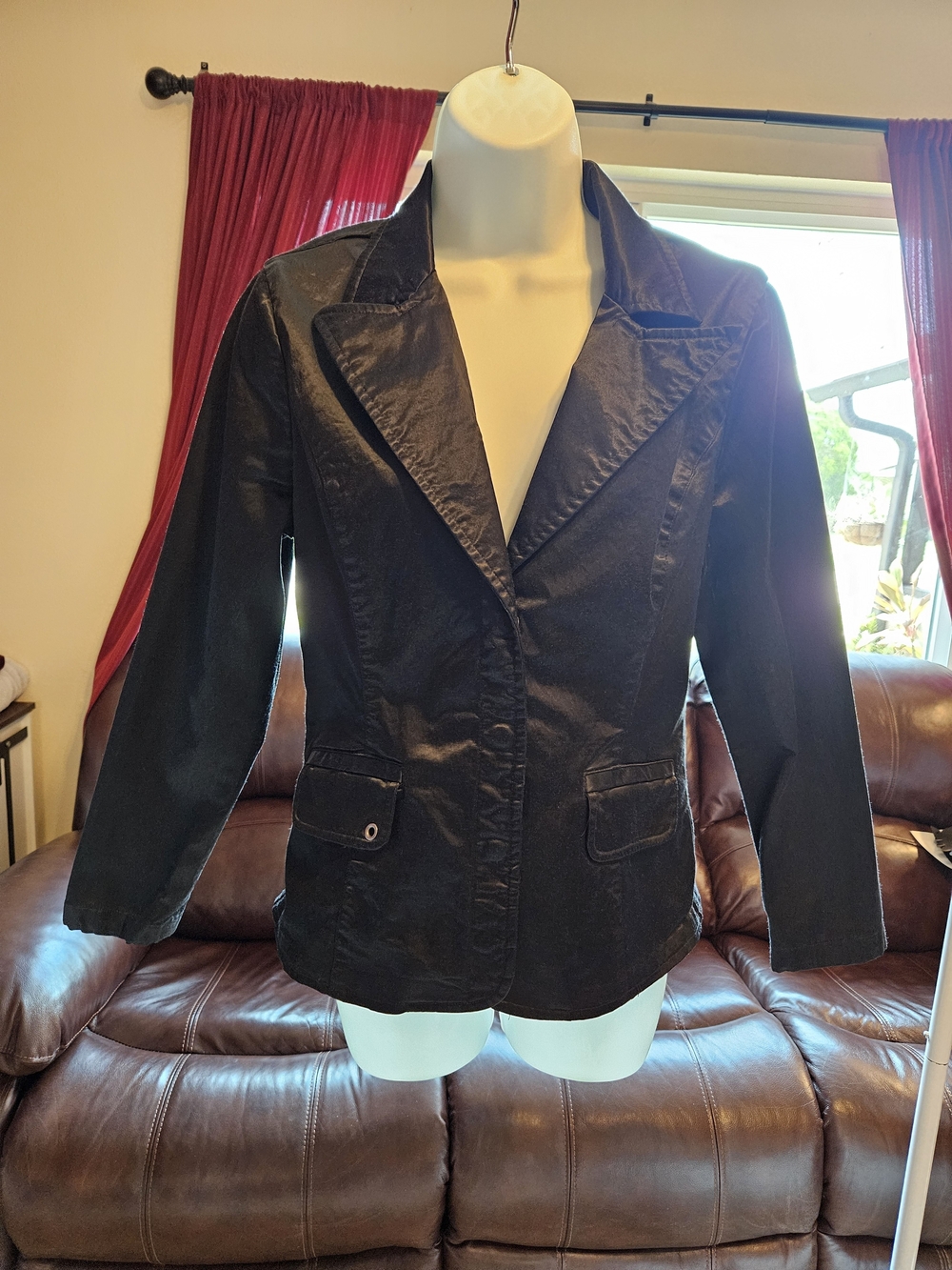 Guess Black Women's Blazer Jacket - Single-Breasted Tailored